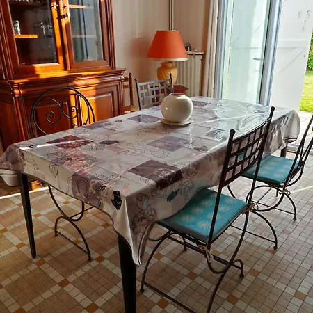 Maison De